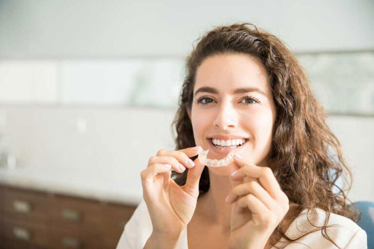 dal-carlo-stringere-i-denti-donna-bite