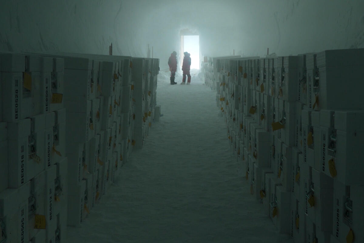 vista-dall-interno-dell-ice-memory-sanctuary